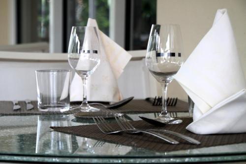 Logis Les Charmilles Chalon-Sur-Saone Sud Hotel Lux Ngoại thất bức ảnh