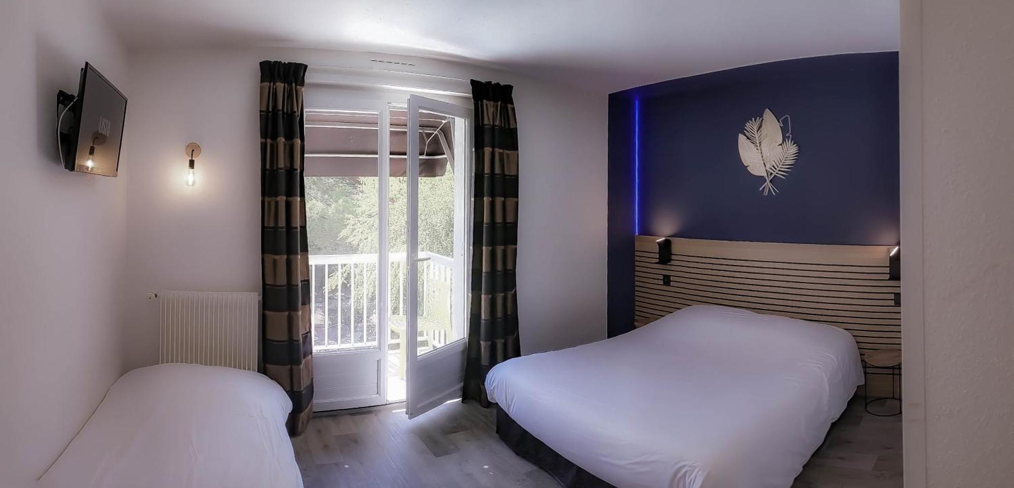 Logis Les Charmilles Chalon-Sur-Saone Sud Hotel Lux Ngoại thất bức ảnh