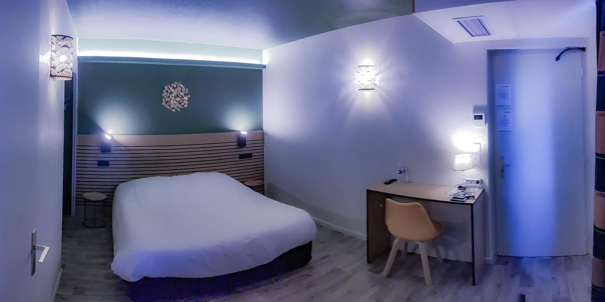Logis Les Charmilles Chalon-Sur-Saone Sud Hotel Lux Ngoại thất bức ảnh